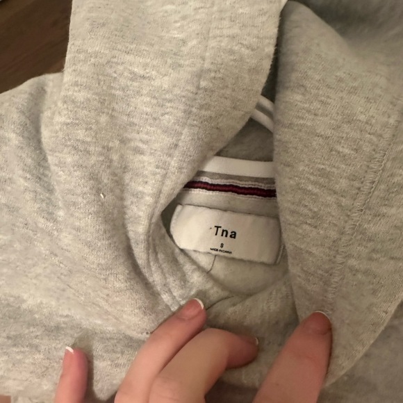 TNA - The Perfect Crop Hoodie - Grey - Picture 4 of 6